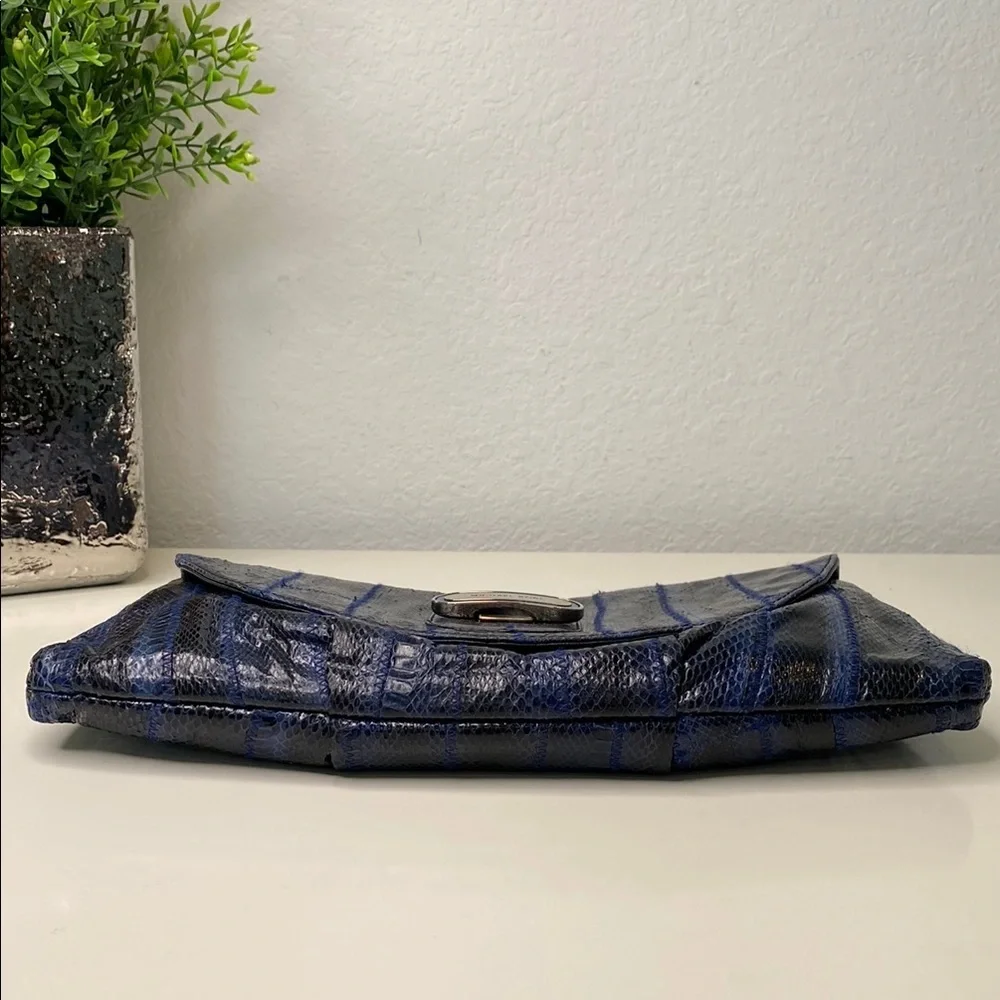 Michael Kors Templeton‎ Clutch with silver-tone hardware Blue snakeskin - Picture 3 of 10